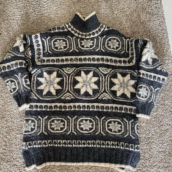 Limited Vintage Wool Snowflake Sweater, Nordic Design, Loose Fit, High Collar - Picture 8 of 11